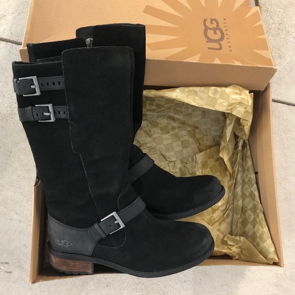 UGG Shoes - Almost Brand New Ugg Boots